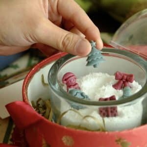Snowy Christmas DIY Candle Kit